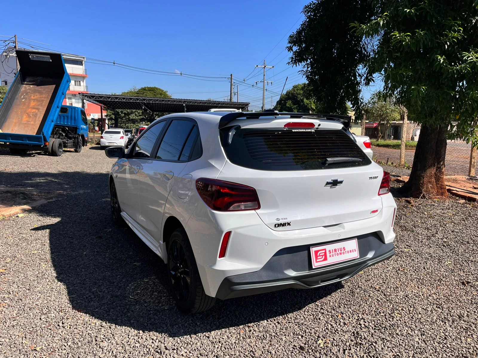 chevrolet-onix-rs-2022-deportivo-e-impecable