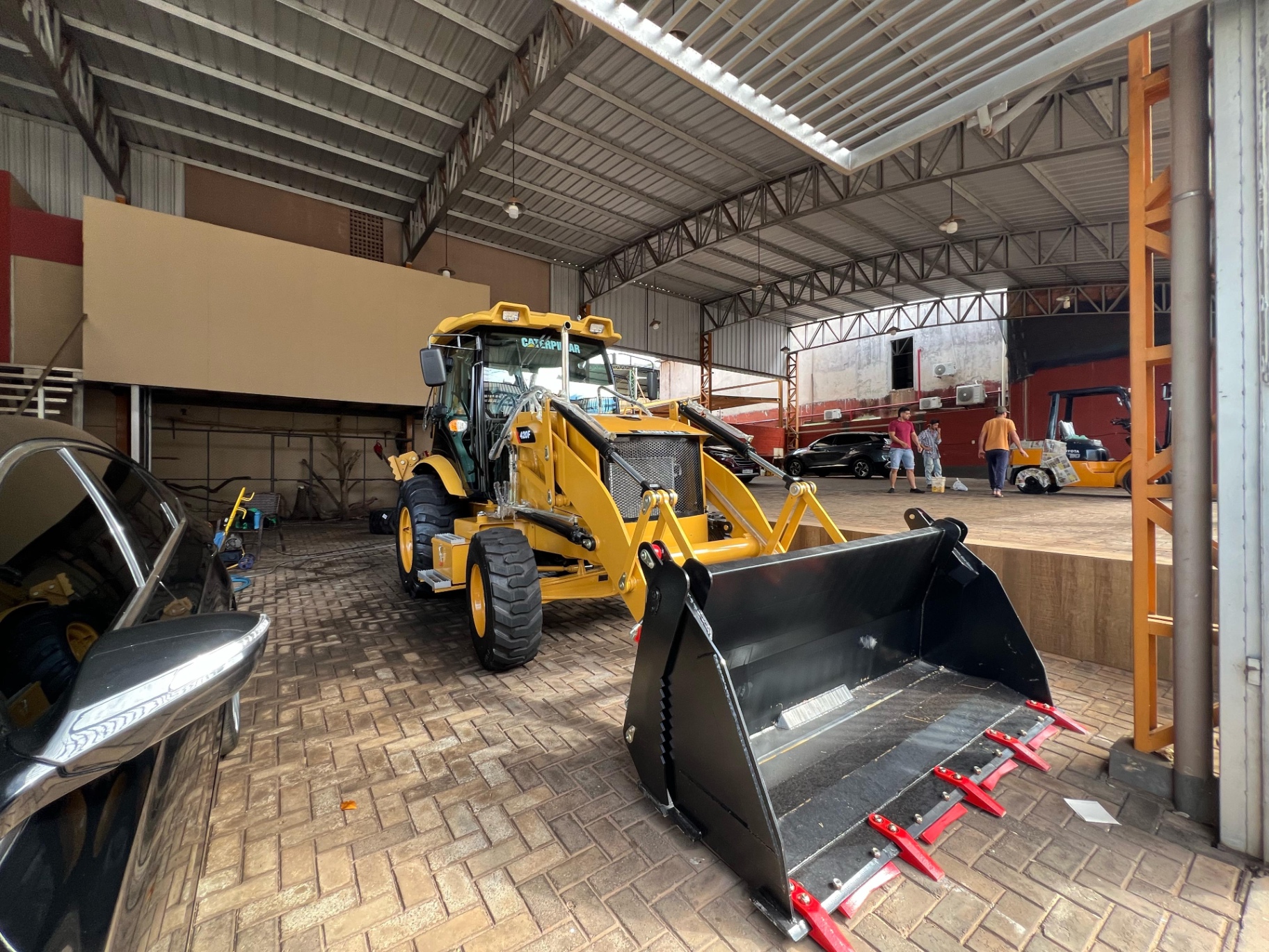 Caterpillar 420F 2024