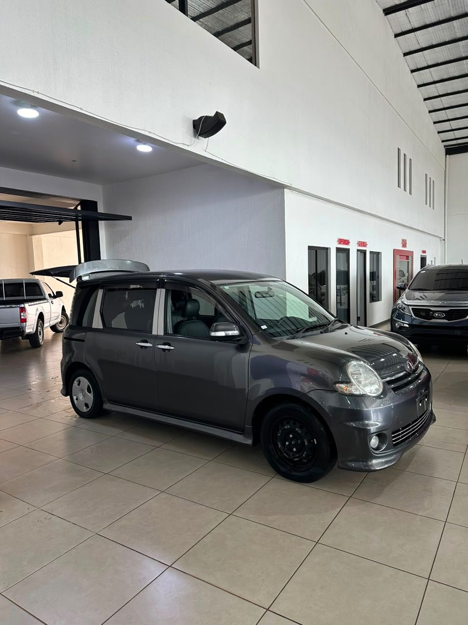 Toyota Sienta (763) 2007