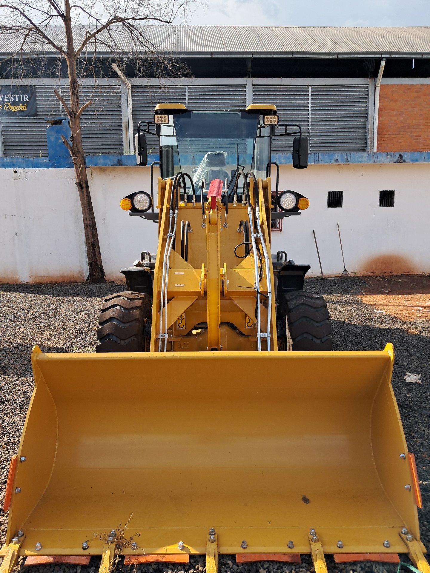 Tusko pala cargadora Tusko ZL 928 2025