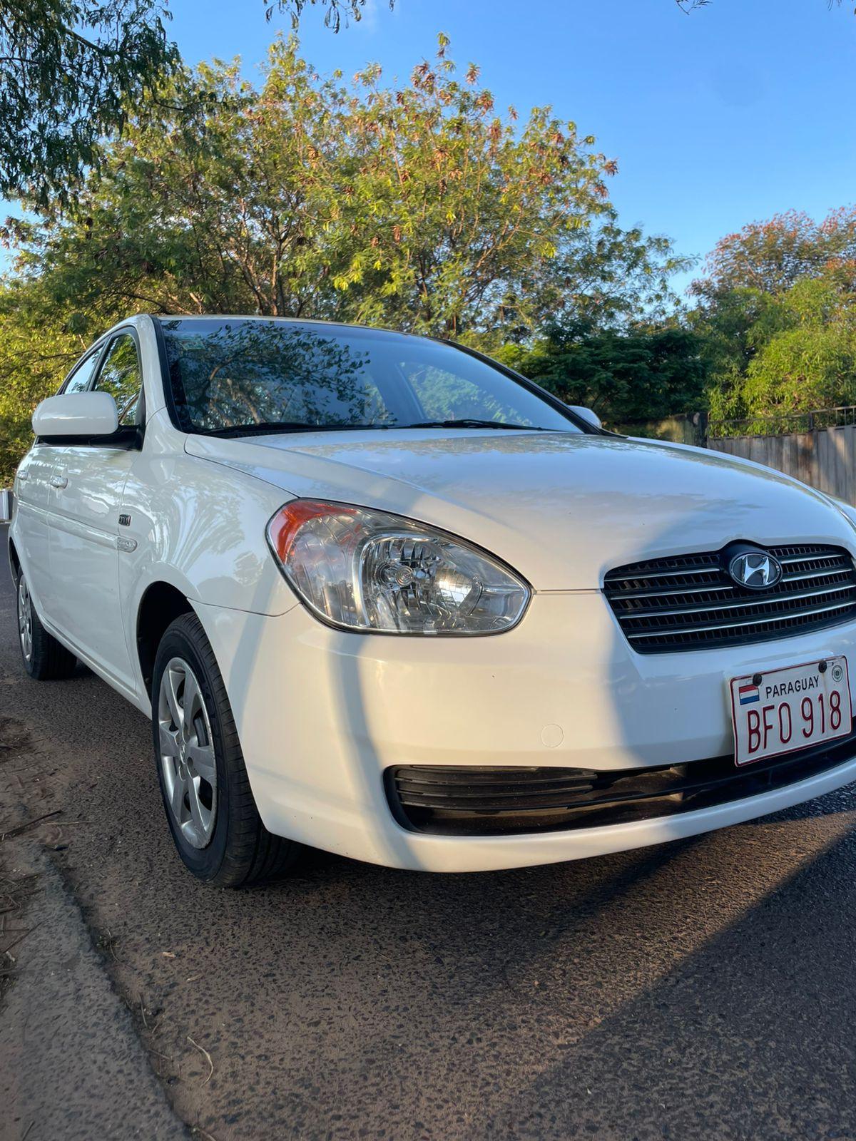 Hyundai Accent 2011