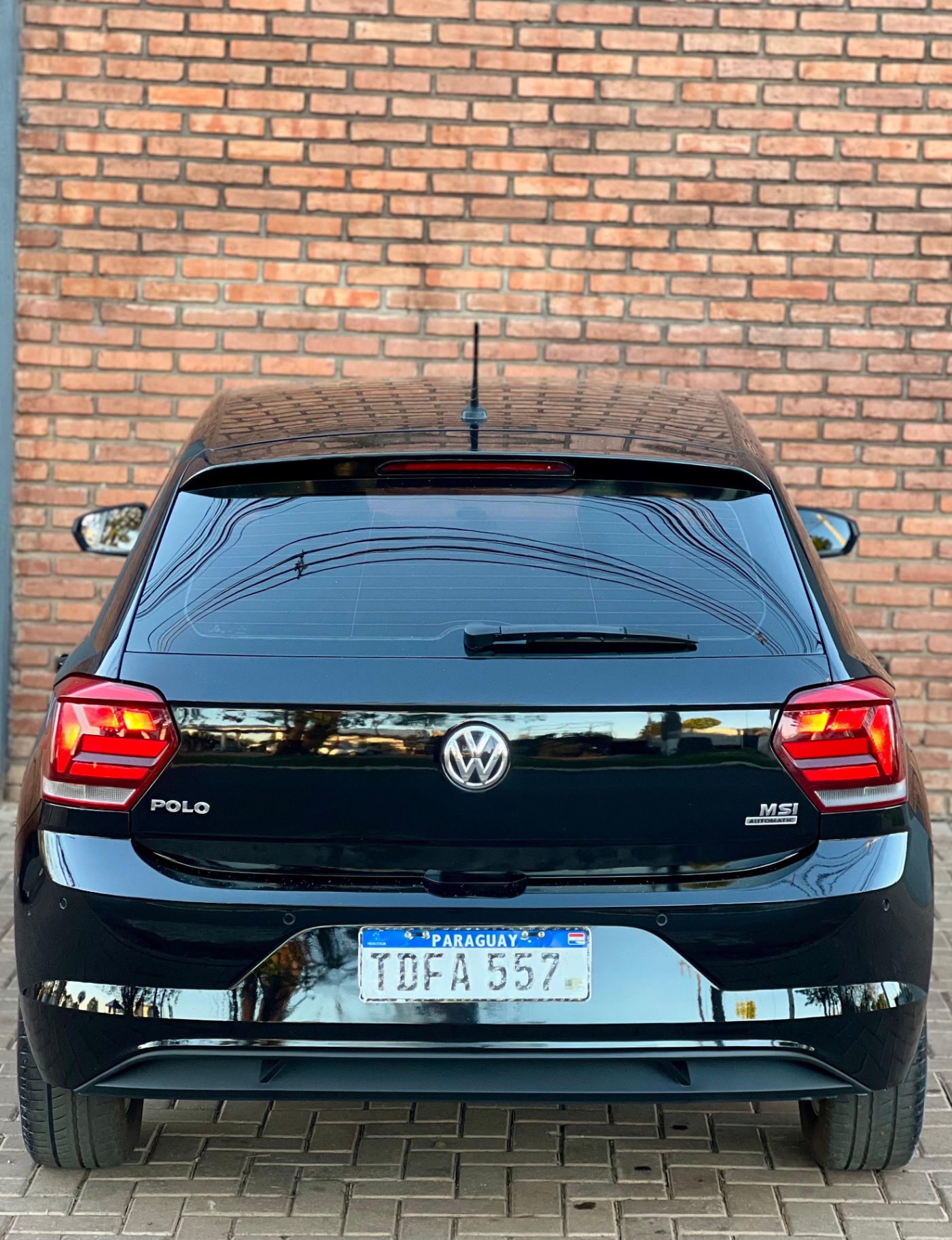 volkswagen POLO 2020