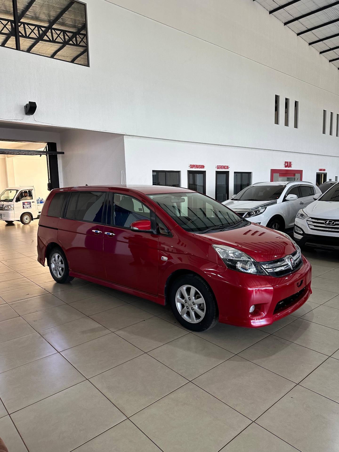 Toyota Isis (431) 2014