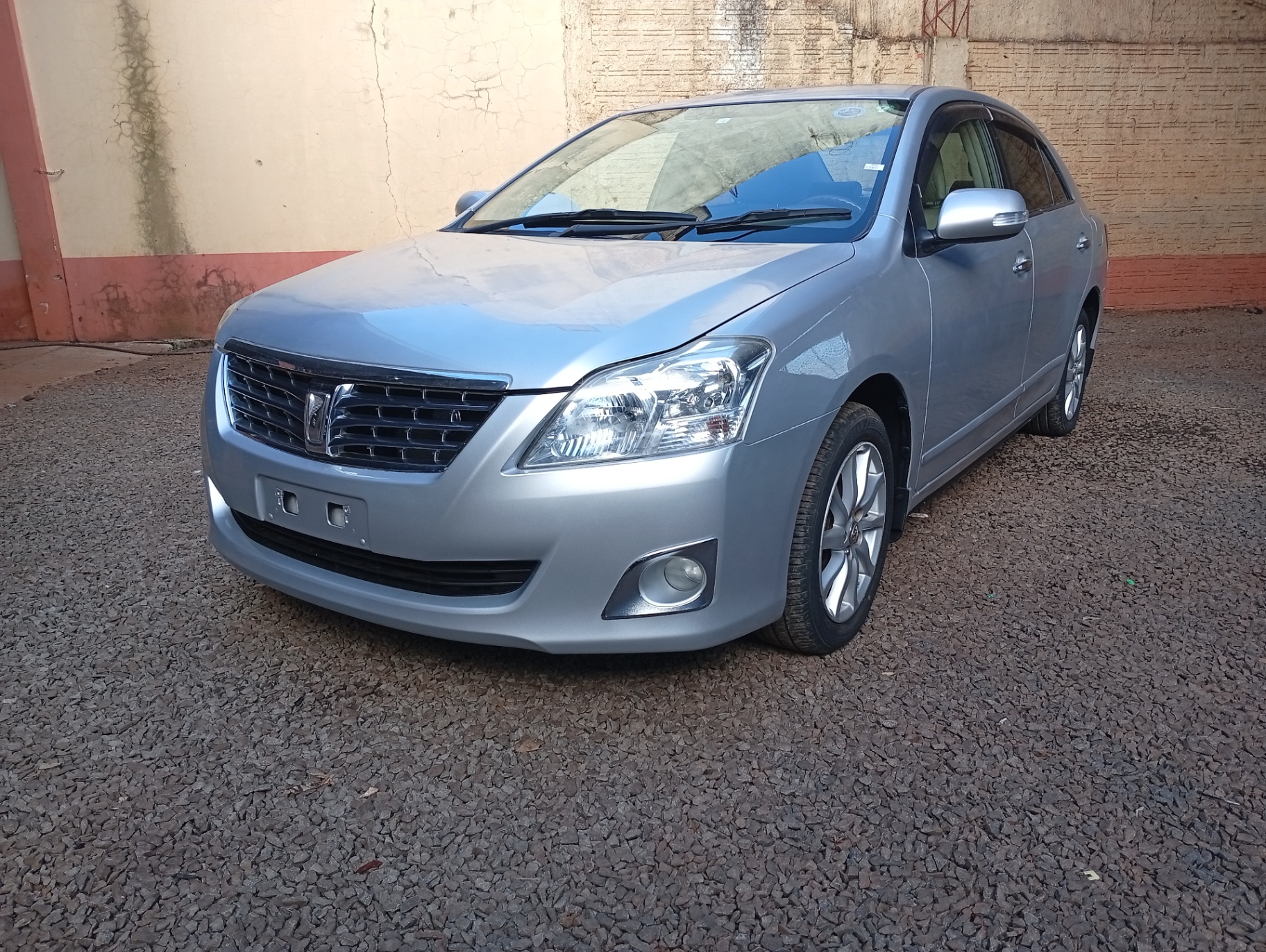 Toyota premio 2010