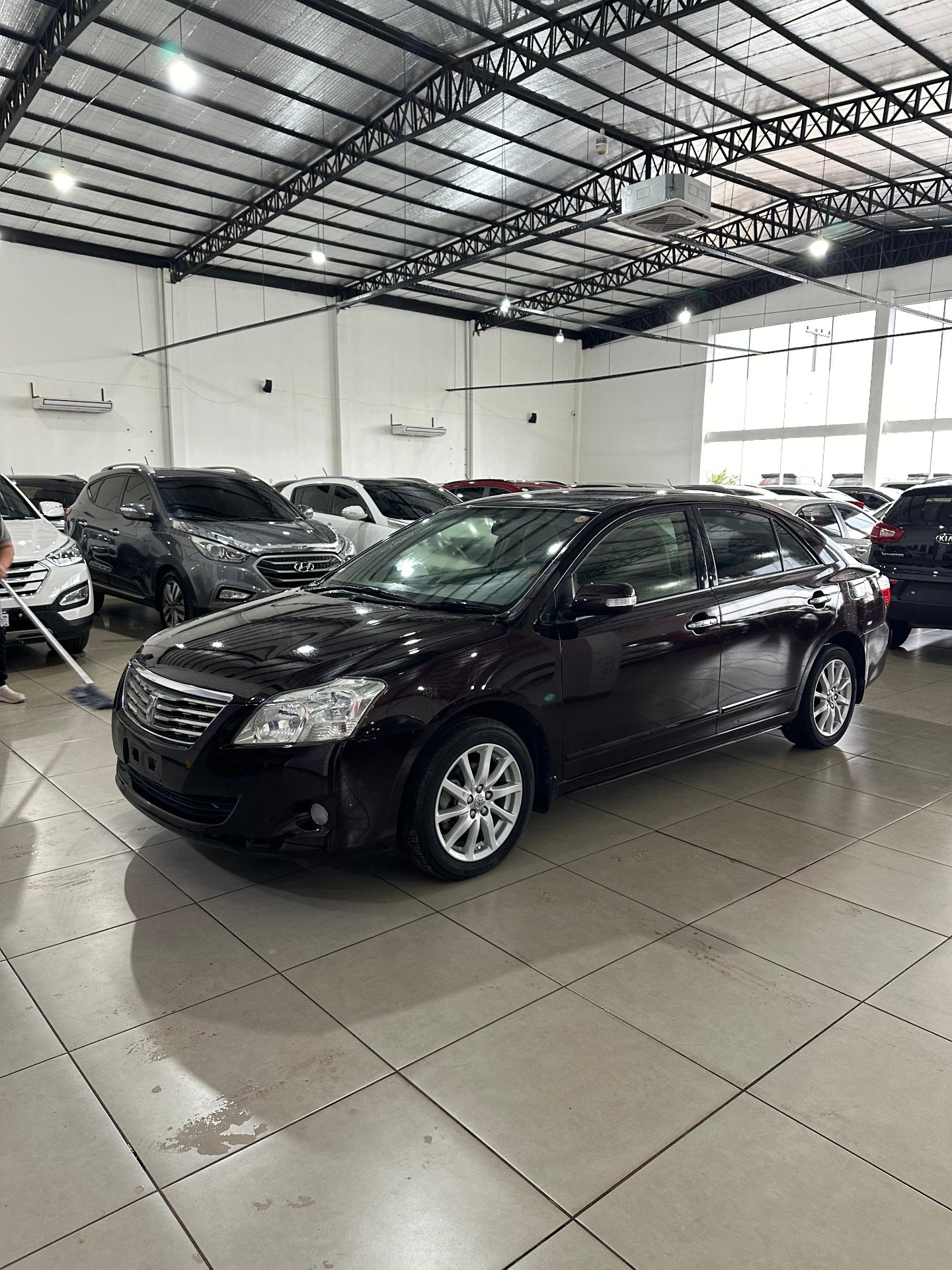 Toyota Premio (681) 2010