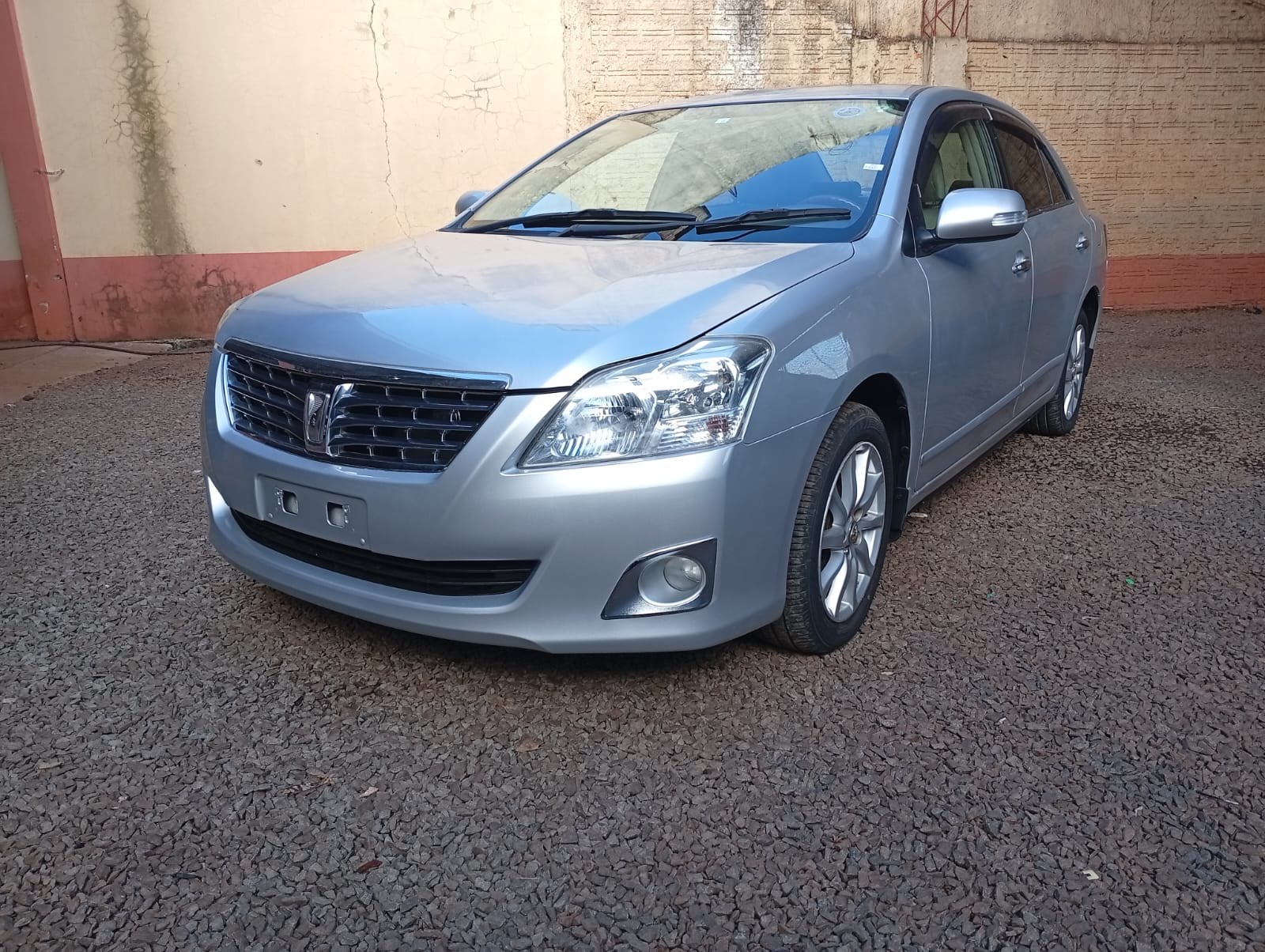 Toyota Premio 2010