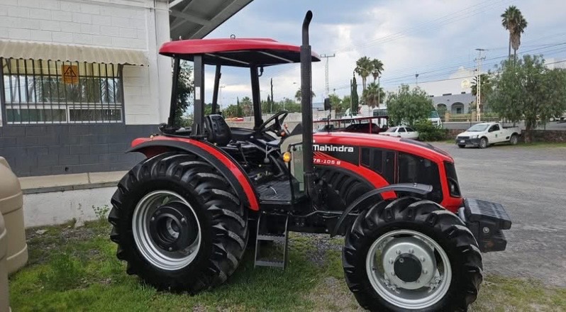Mahindra Tractor 76-105 de 102hp 2026